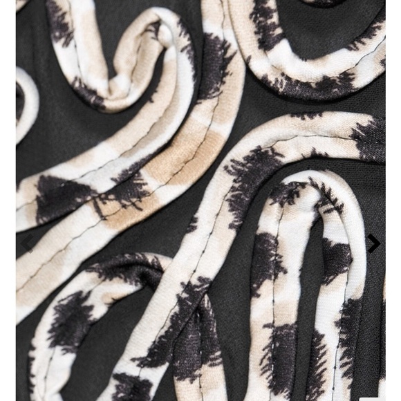 NWT Chico Travelers Collection Printed Soutache Jacket size 1 - Picture 3 of 6